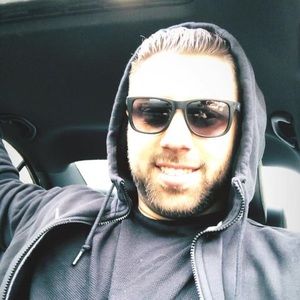 Meet your Posher, Christopher